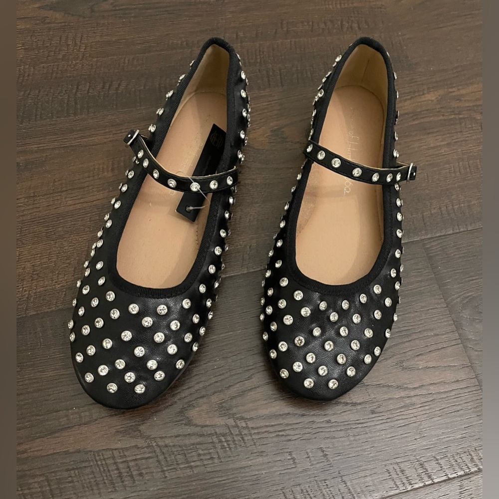 HOUSE OF HARLOW 1960 Studded Black Mary Jane Flats Size 7M